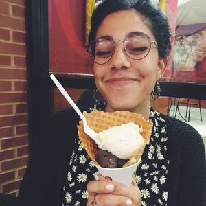 Meet your Posher, Marissa